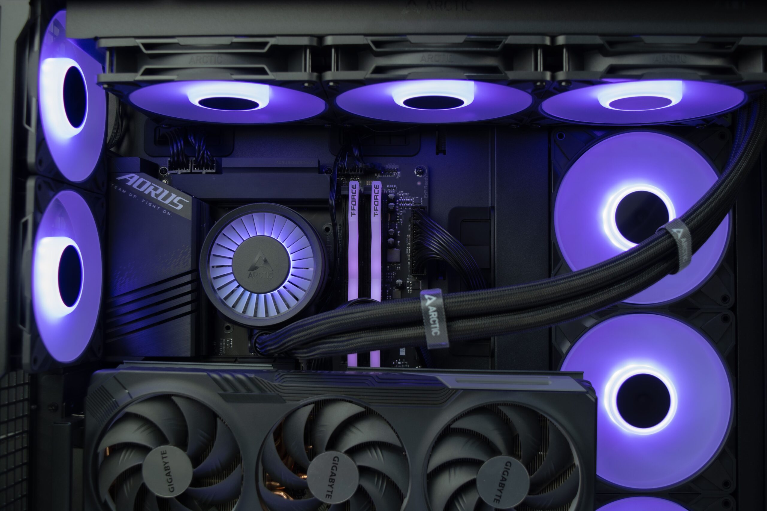 مراجعة مبرد Arctic Liquid Freezer III Pro 420 A-RGB